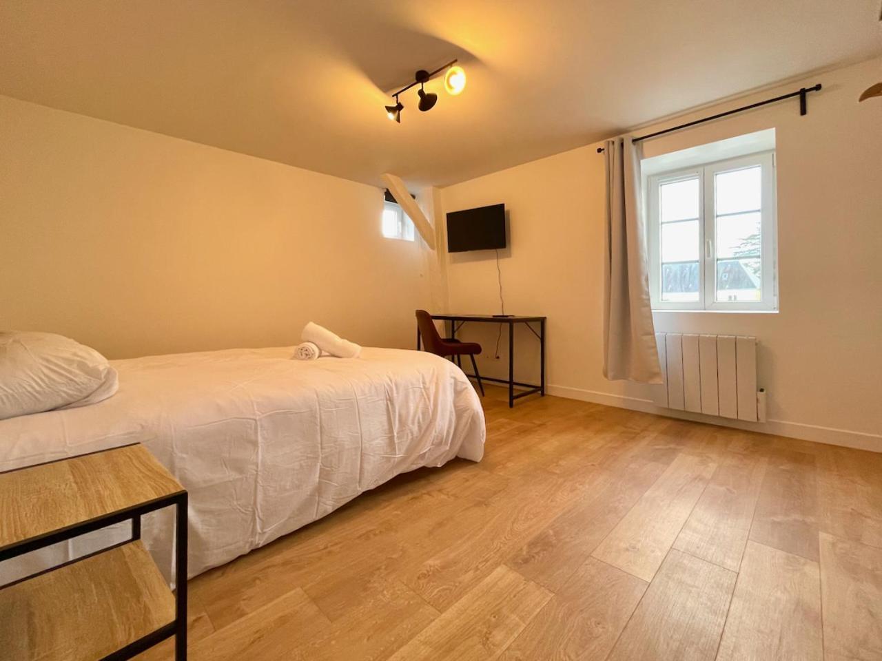 Legendes De La Piste - Sonights Apartment Chateau-du-Loir Exterior photo